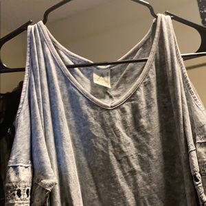 Cut Out Shoulder Tee